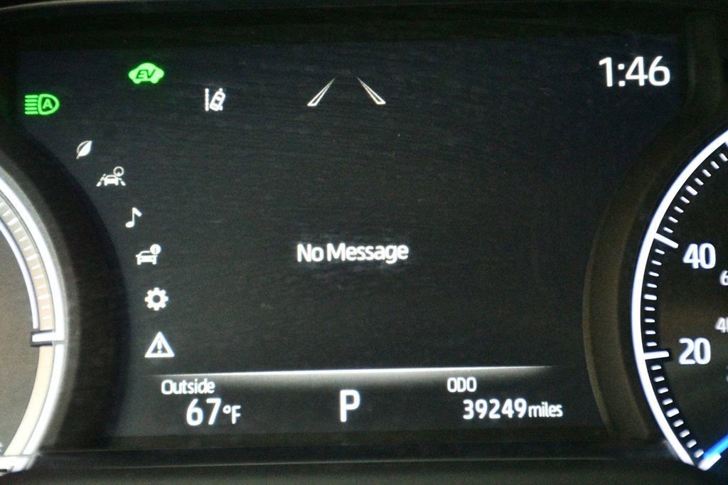 Used 2022 Toyota Venza XLE image 49
