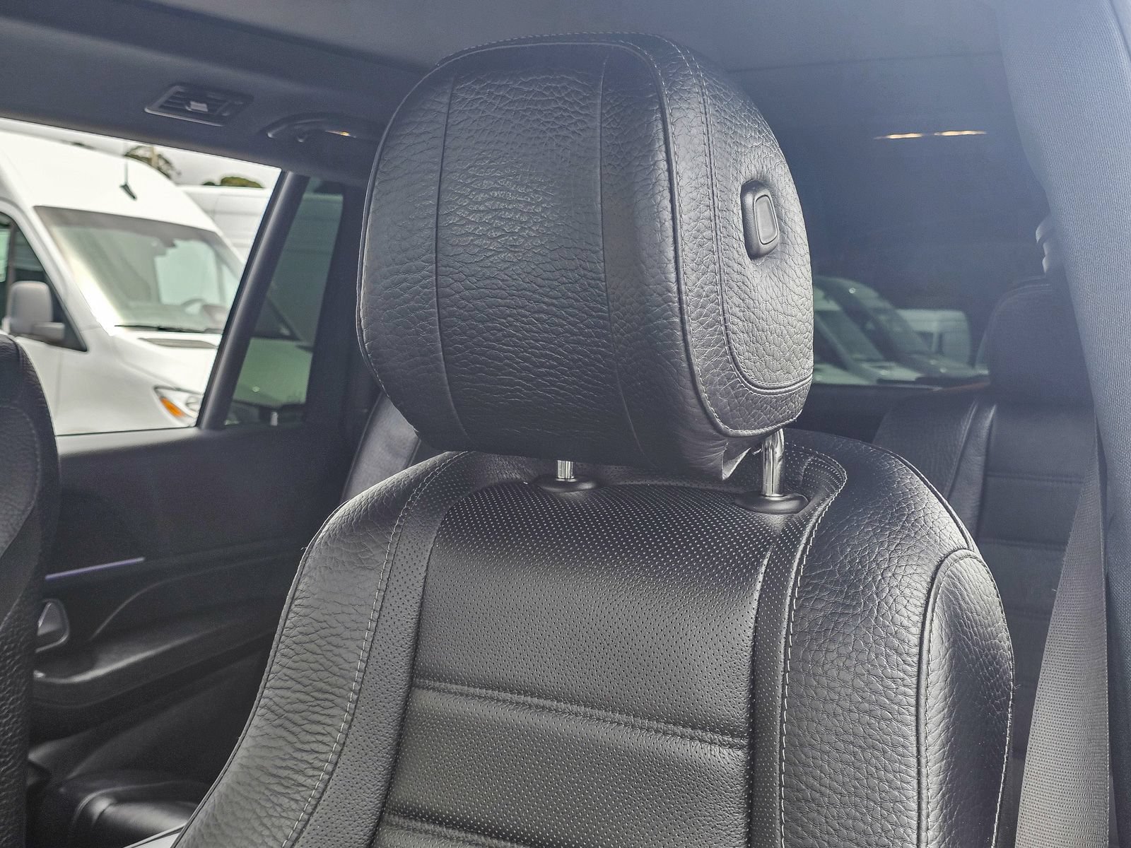 Used 2023 Mercedes-Benz GLS 580 4MATIC image 21