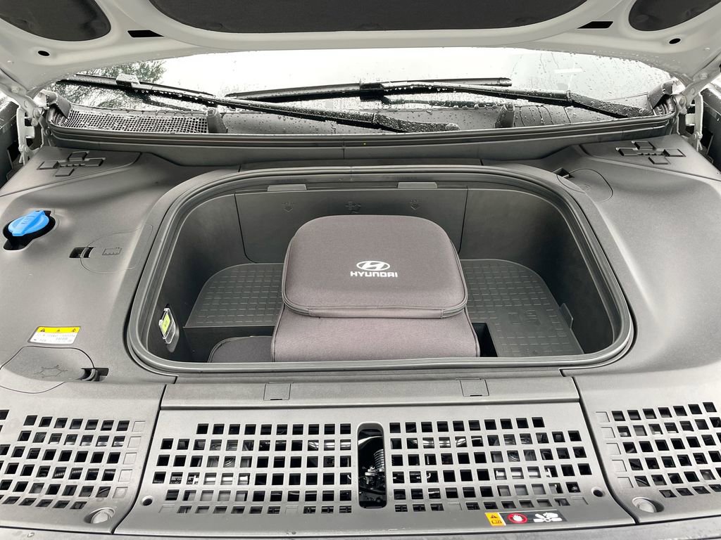 New 2026 Hyundai Ioniq 9 SE image 51