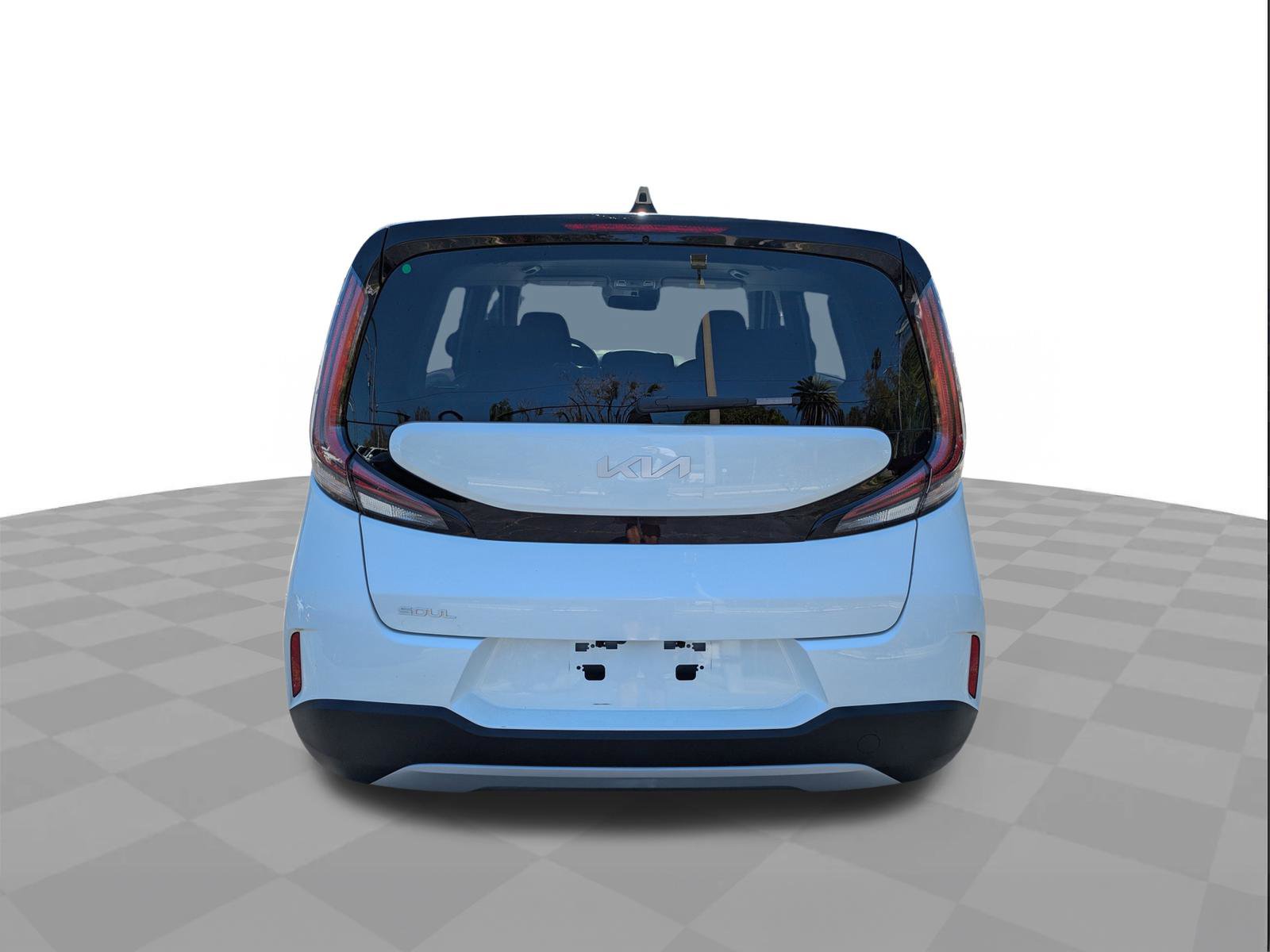 Used 2024 Kia Soul LX image 5