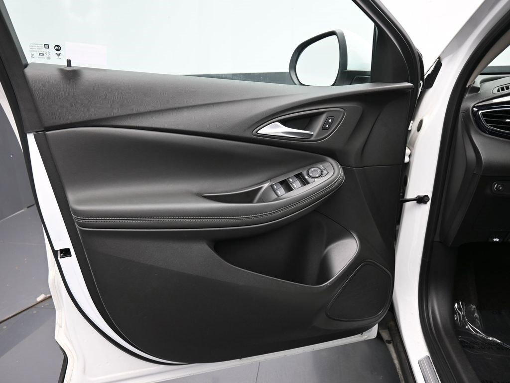 Used 2023 Buick Encore GX Preferred w/ Cold Weather Comfort Package image 30