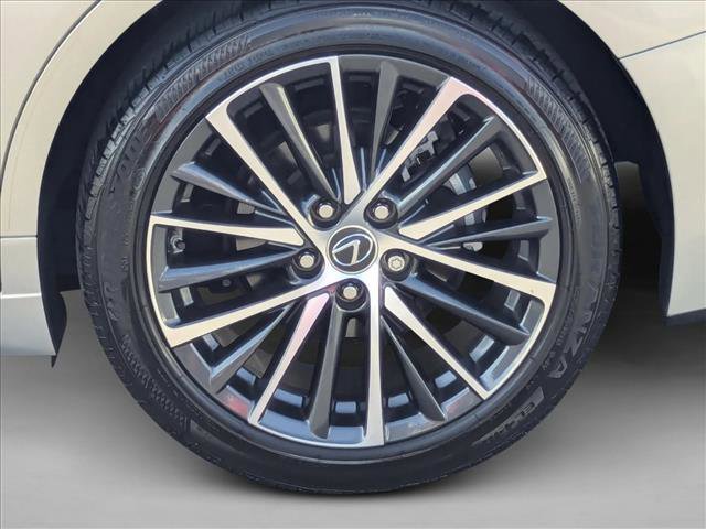 Used 2024 Lexus ES 350 w/ Premium Package image 23