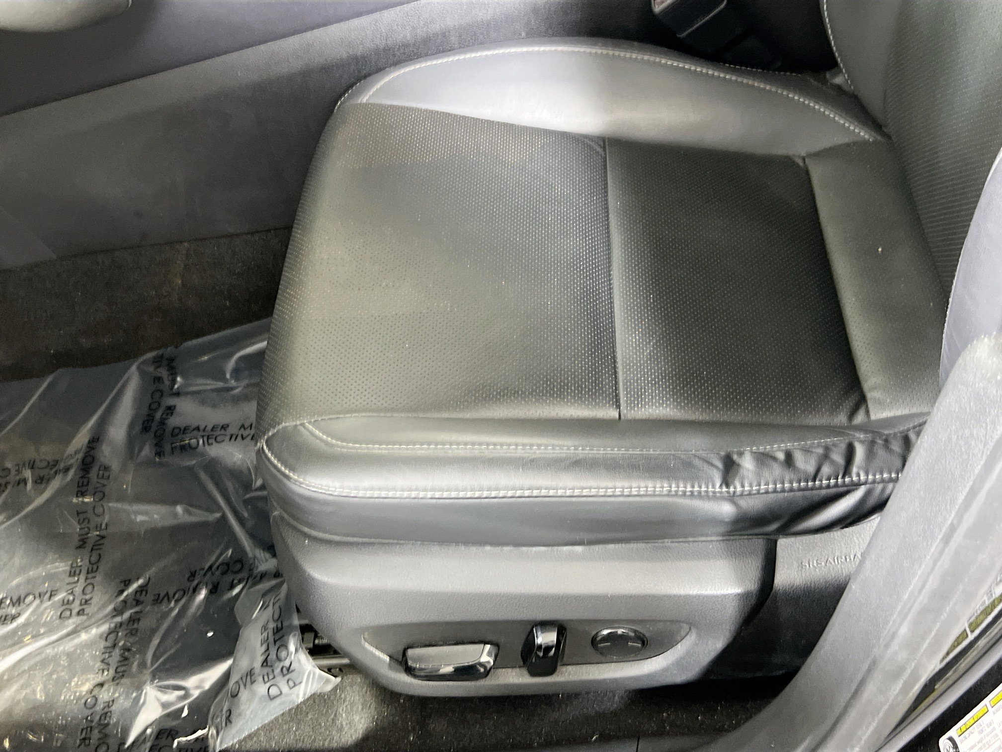 Used 2023 Lexus RX 350 Premium w/ Accessory Package (Z1) image 18