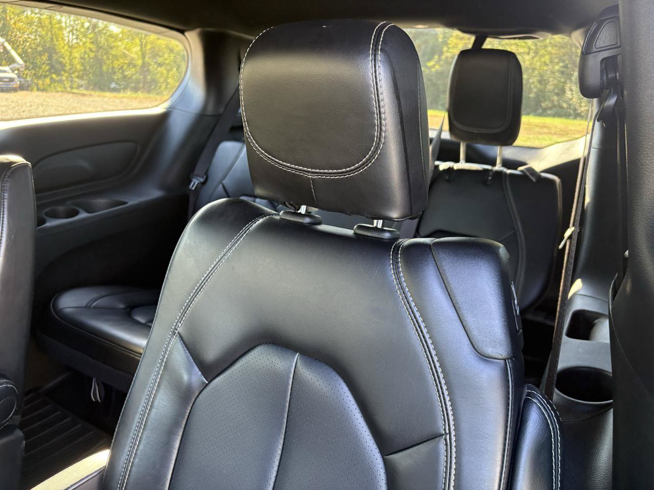 Used 2023 Chrysler Pacifica Touring-L w/ S Appearance Package FWD image 30