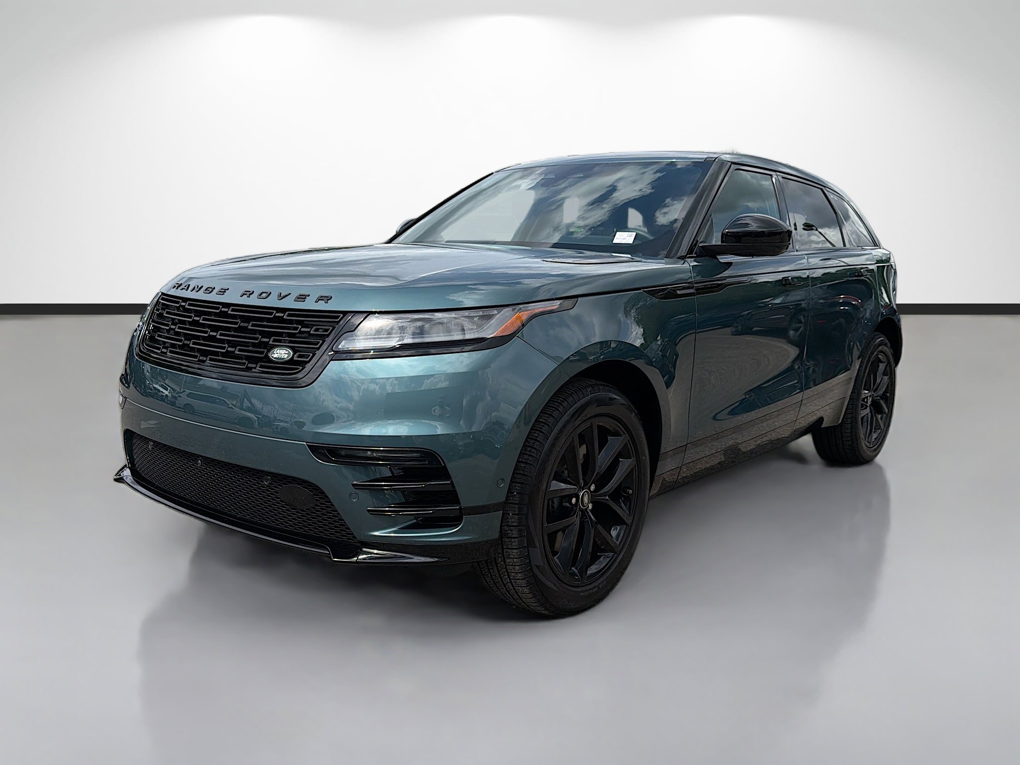 Used 2026 Land Rover Range Rover Velar Dynamic SE image 7