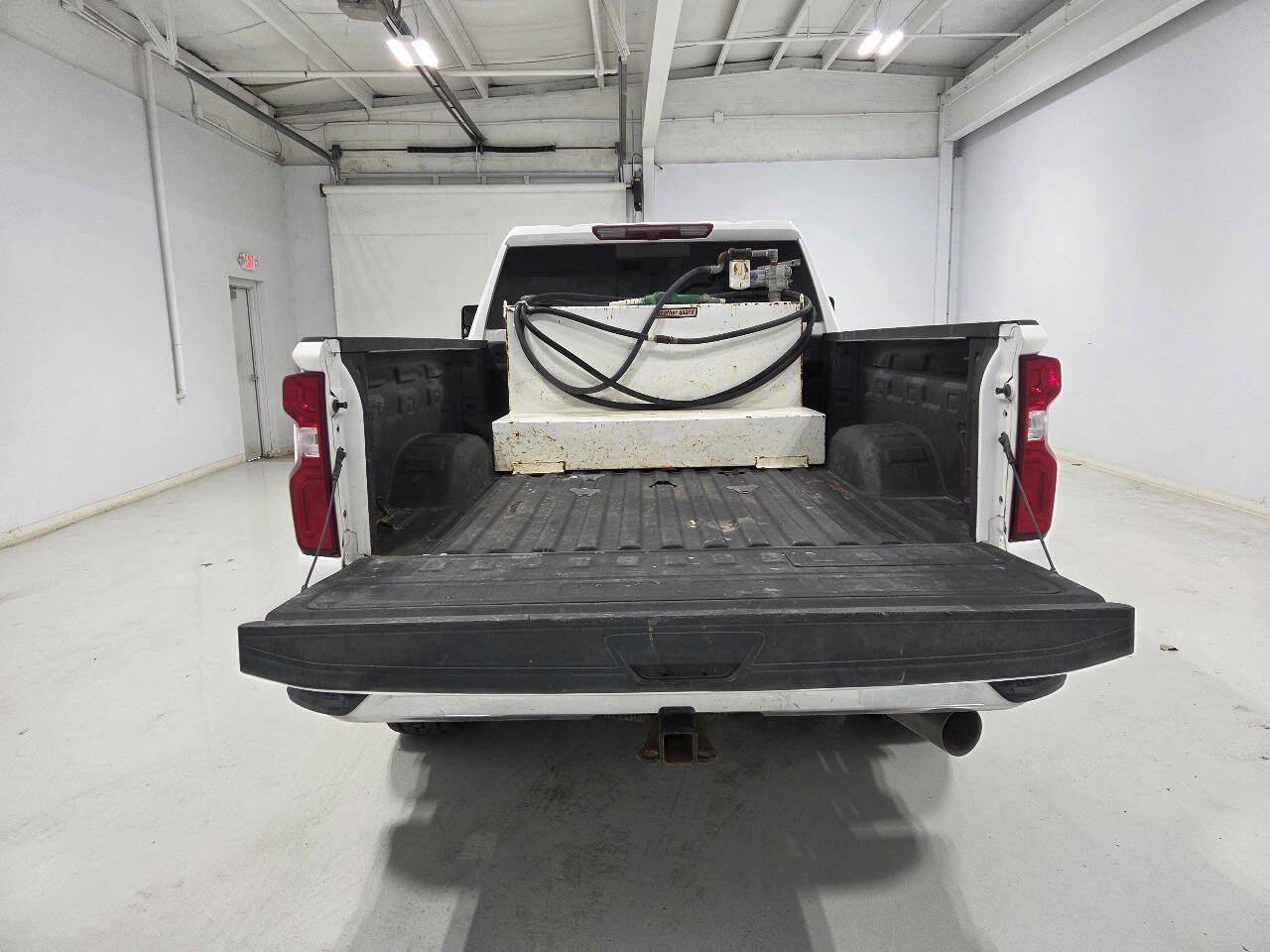 Used 2023 Chevrolet Silverado 2500 LTZ w/ LTZ Convenience Package AWD/4WD image 9
