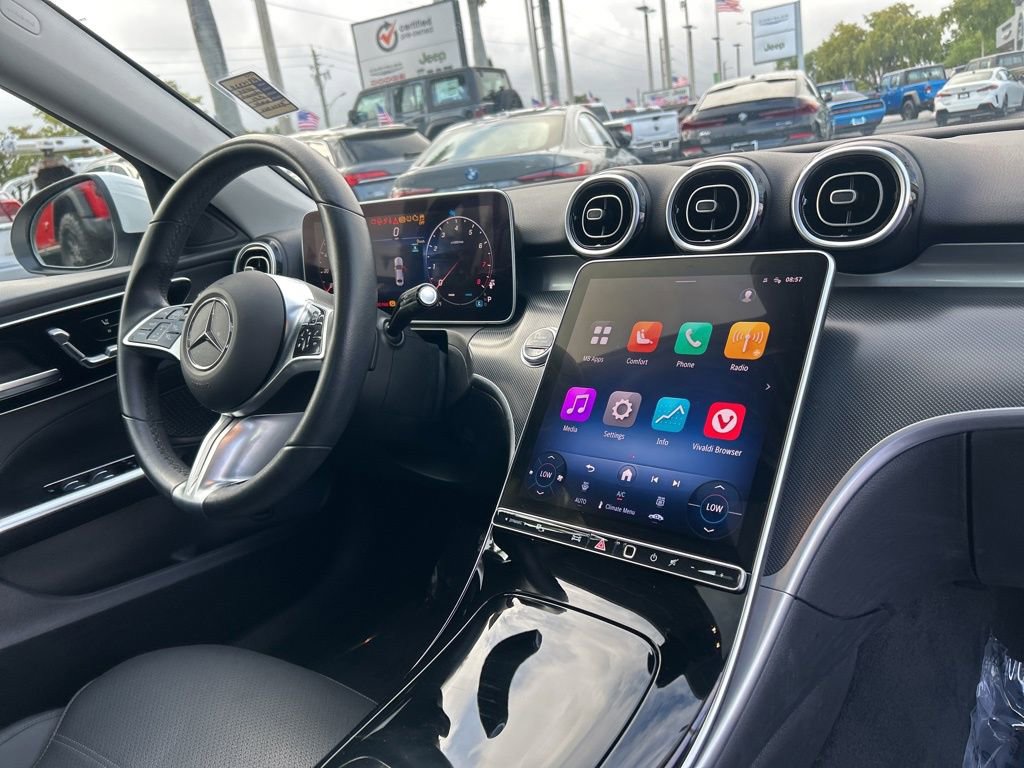 Used 2025 Mercedes-Benz C 300 Sedan image 24