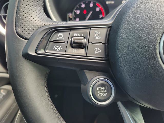 Used 2022 Alfa Romeo Stelvio Ti AWD/4WD image 53