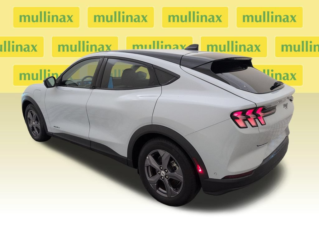 Used 2023 Ford Mustang Mach-E Select RWD image 9
