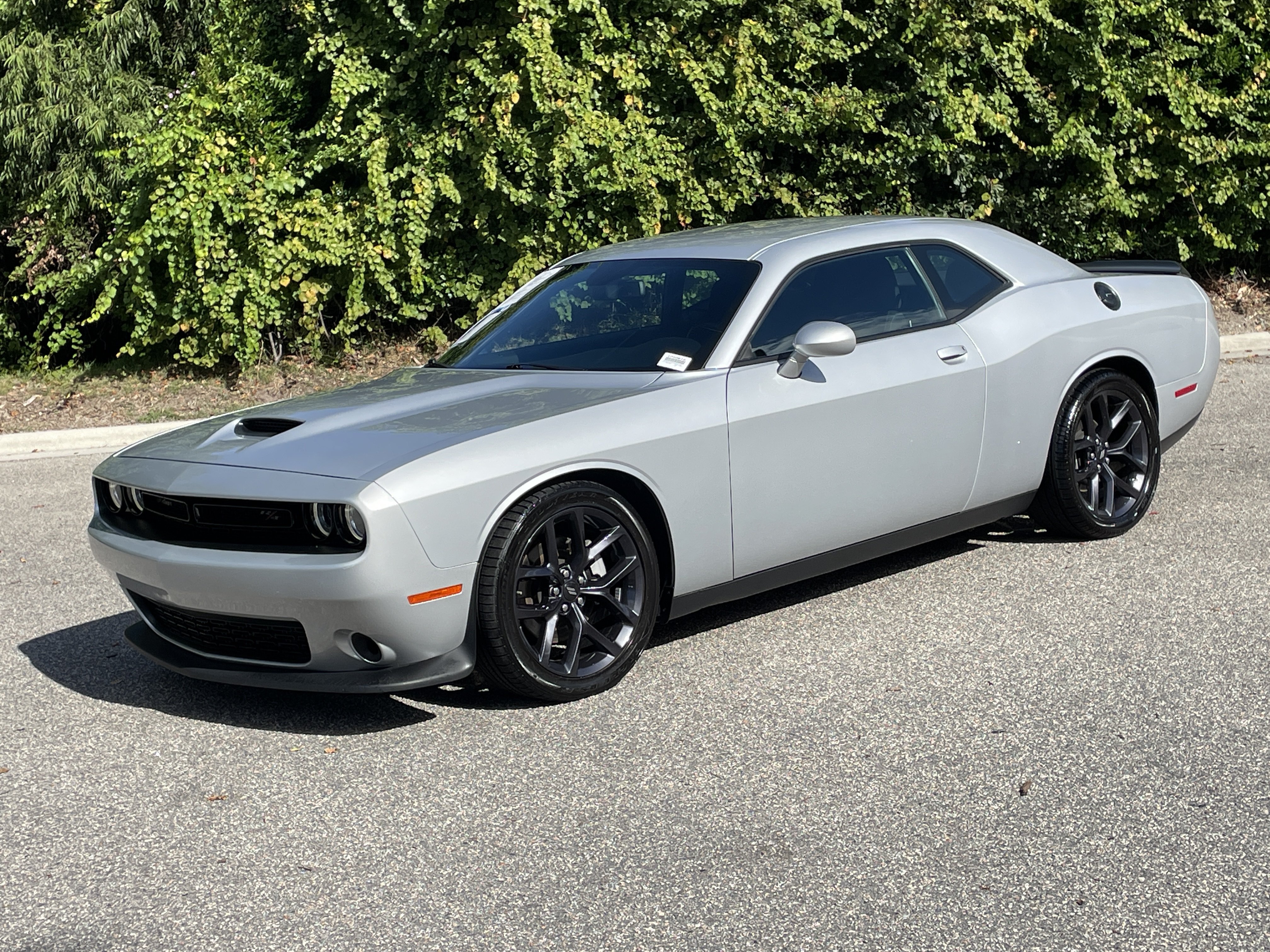 Used 2023 Dodge Challenger R/T w/ Blacktop Package RWD image 4