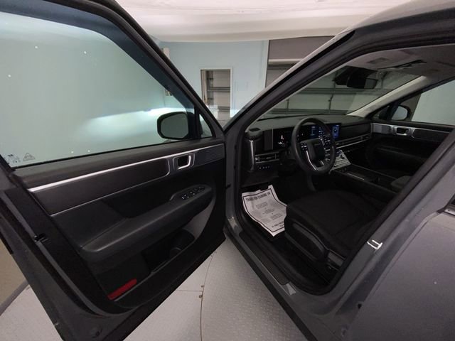 Used 2024 Hyundai Santa Fe SE FWD image 11