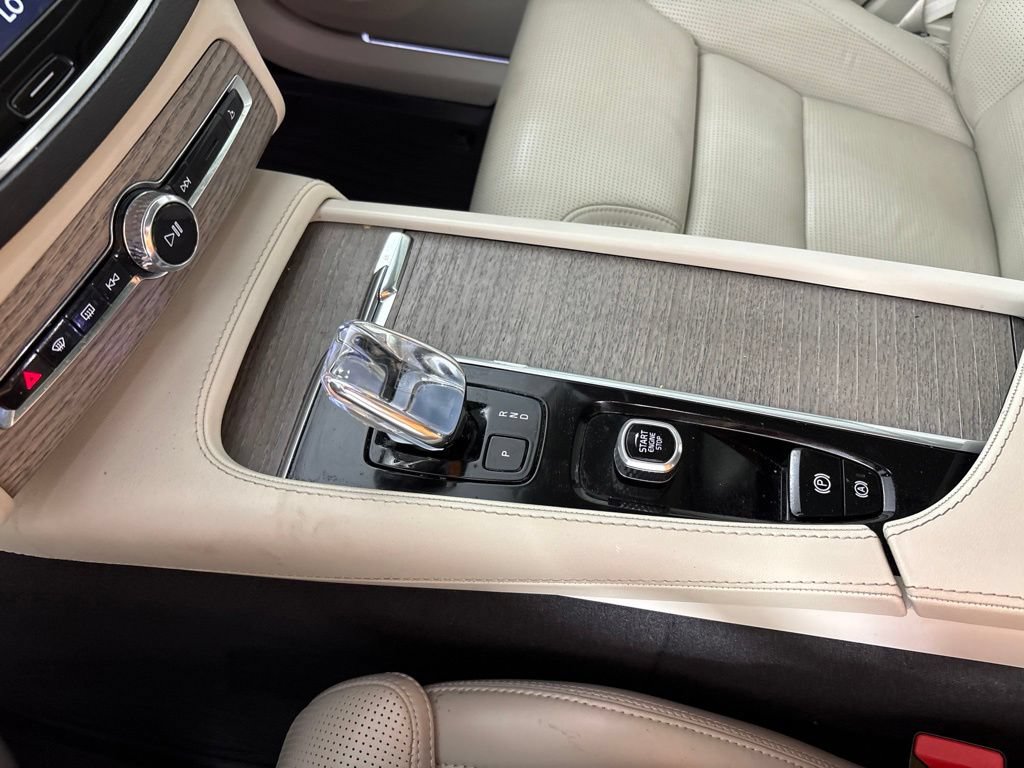 Used 2023 Volvo XC90 B6 Ultimate w/ Protection Package AWD/4WD image 46