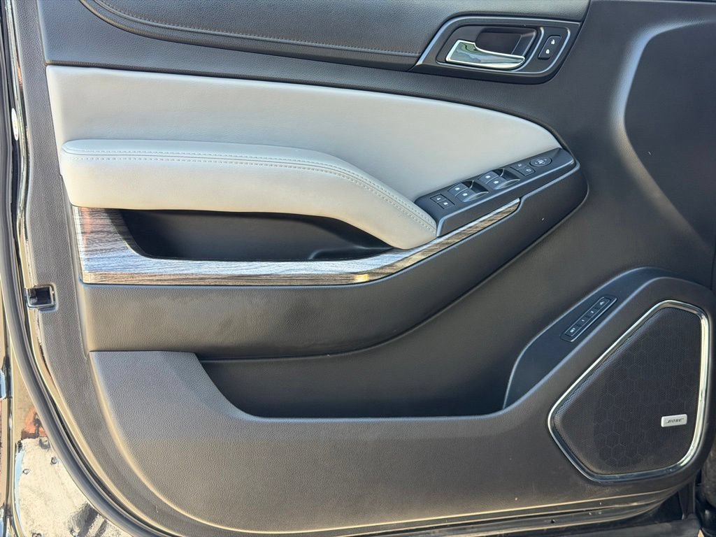 Used 2018 Chevrolet Suburban LT AWD/4WD image 23