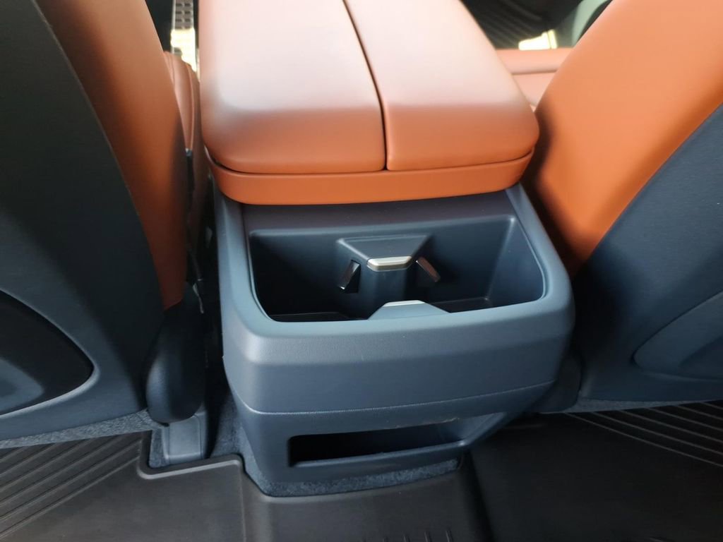 New 2027 Kia Telluride SX image 13