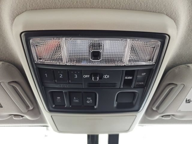 Used 2017 Toyota 4Runner SR5 Premium AWD/4WD image 26