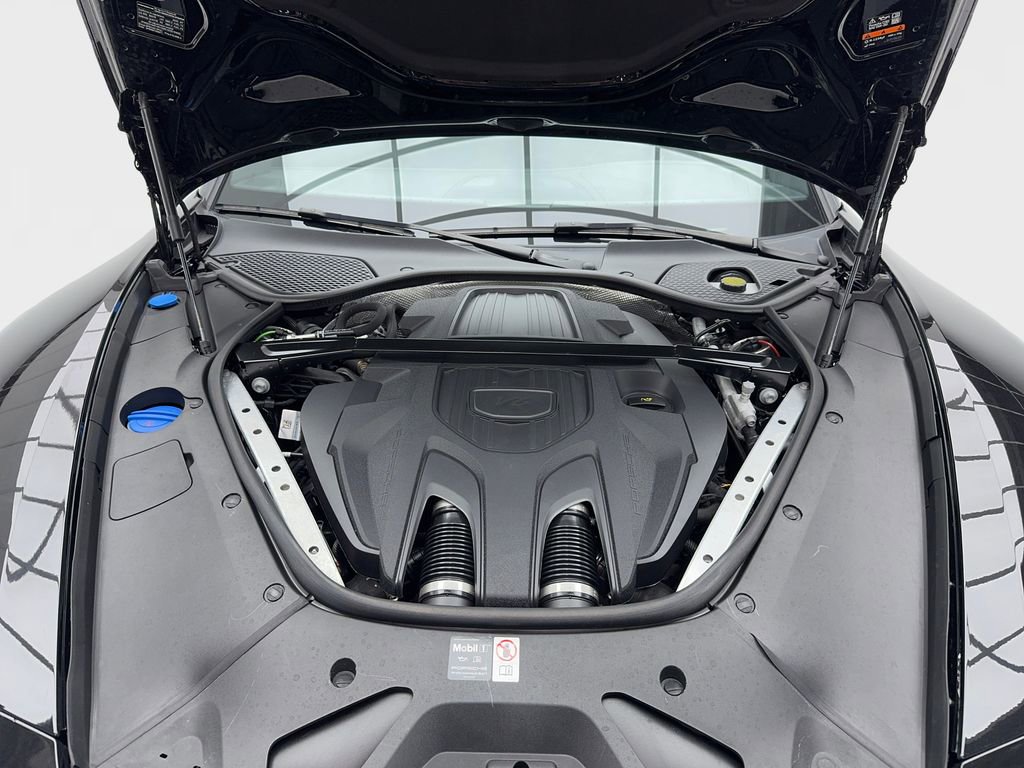Used 2025 Porsche Panamera w/ Premium Package image 12
