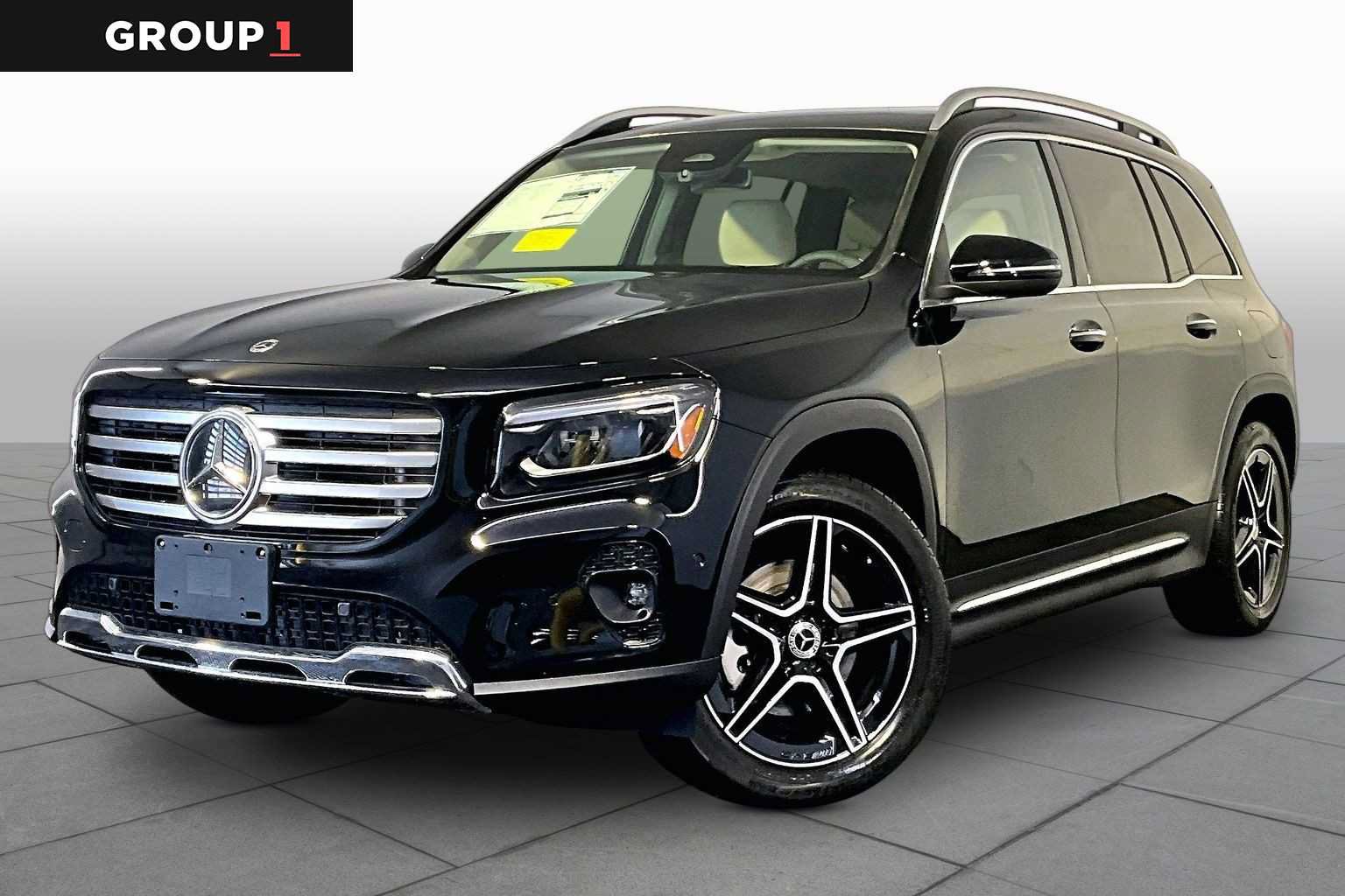 New 2026 Mercedes-Benz GLB 250 4MATIC image 1