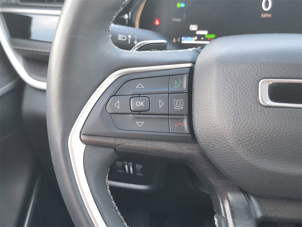 Used 2022 Jeep Grand Cherokee Limited 4xe image 33