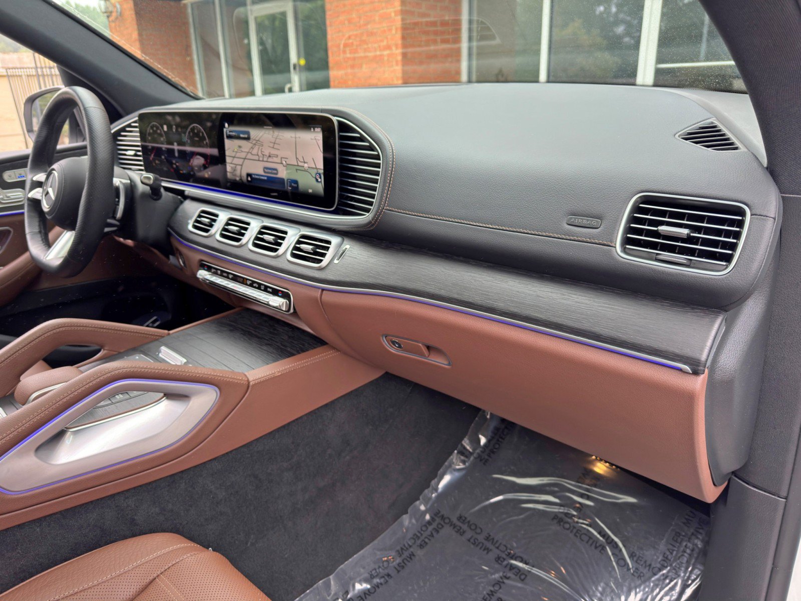 Used 2026 Mercedes-Benz GLS 580 4MATIC w/ Night Package image 15
