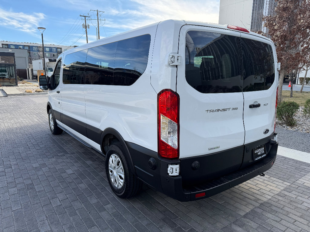 Used 2024 Ford Transit 350 XLT image 9