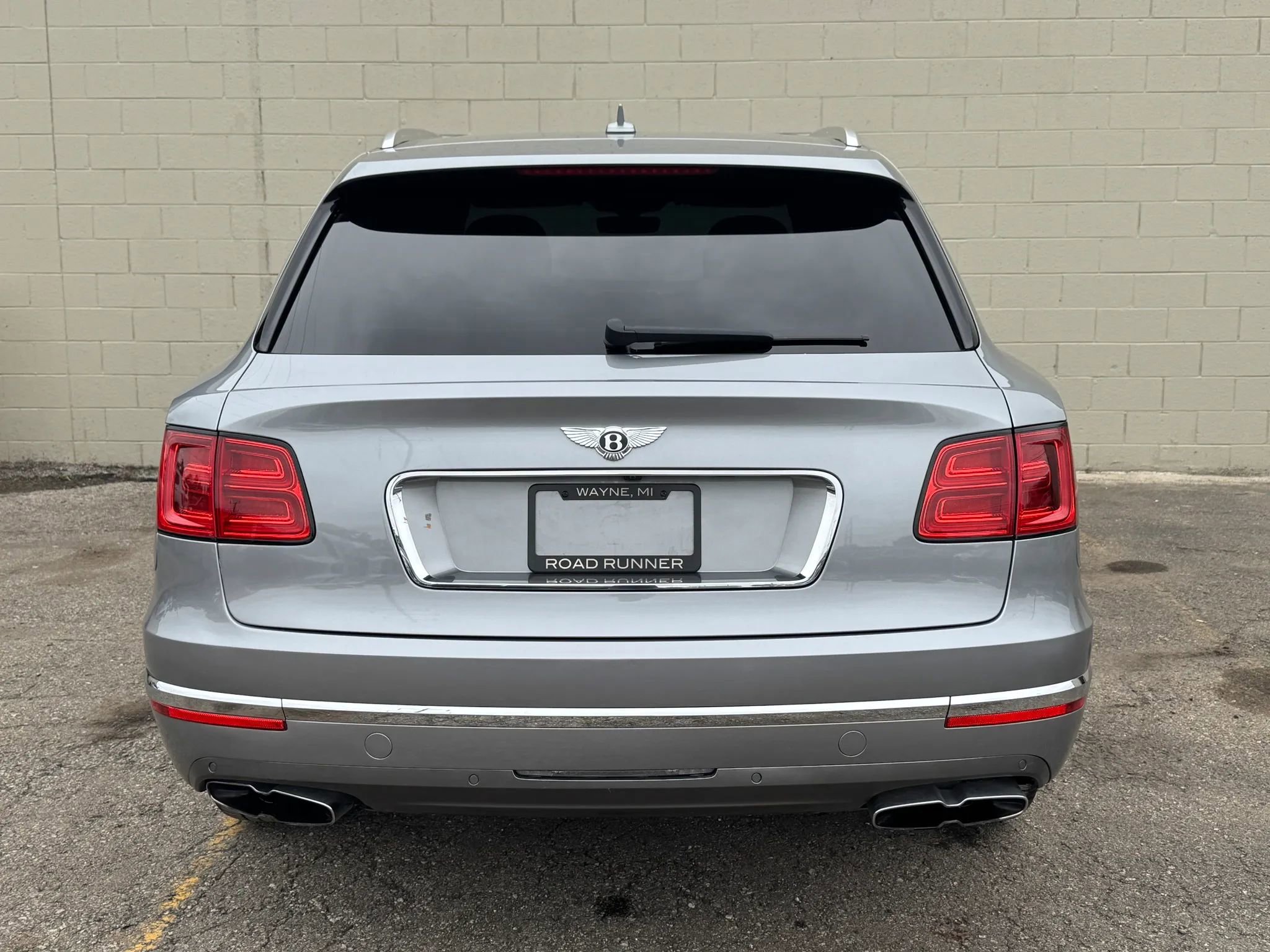 Used 2020 Bentley Bentayga AWD/4WD image 4
