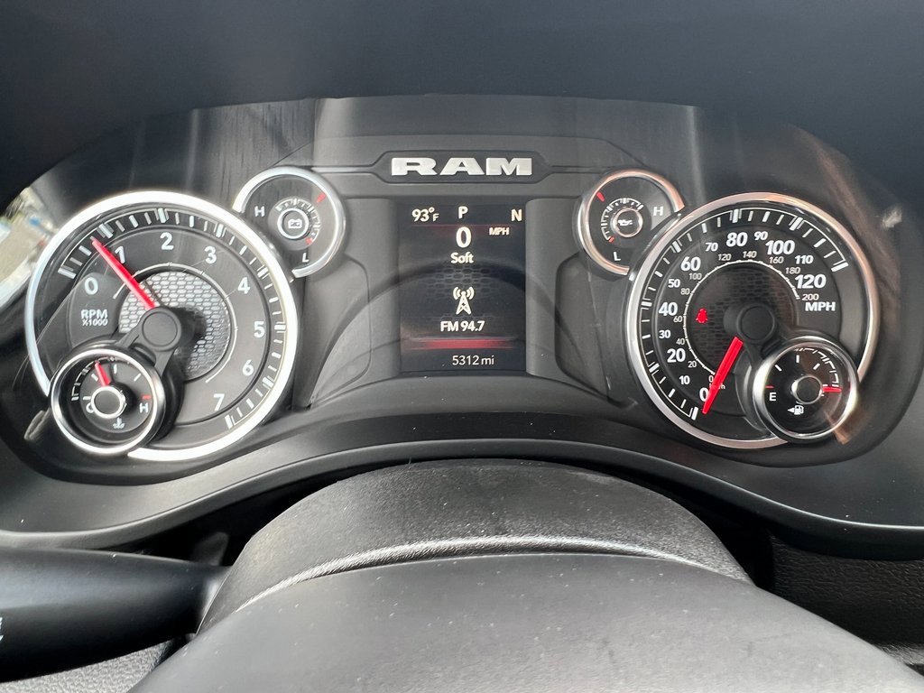 Certified 2025 RAM 1500 Big Horn image 23