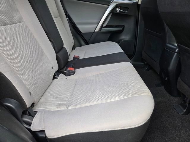Used 2017 Toyota RAV4 XLE w/ All Weather Liner Package FWD image 29