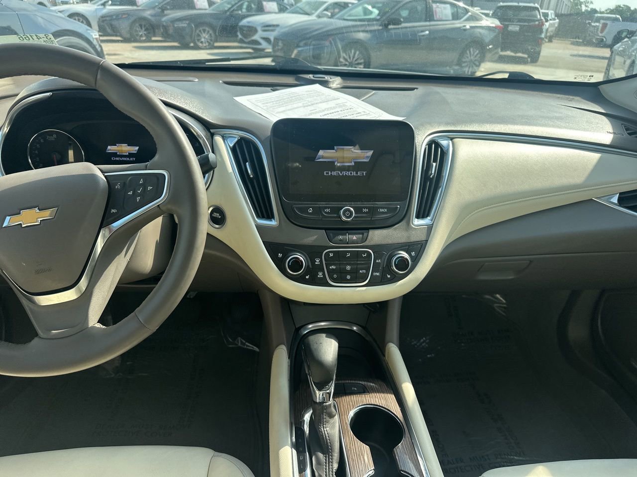 Used 2024 Chevrolet Malibu LT image 10