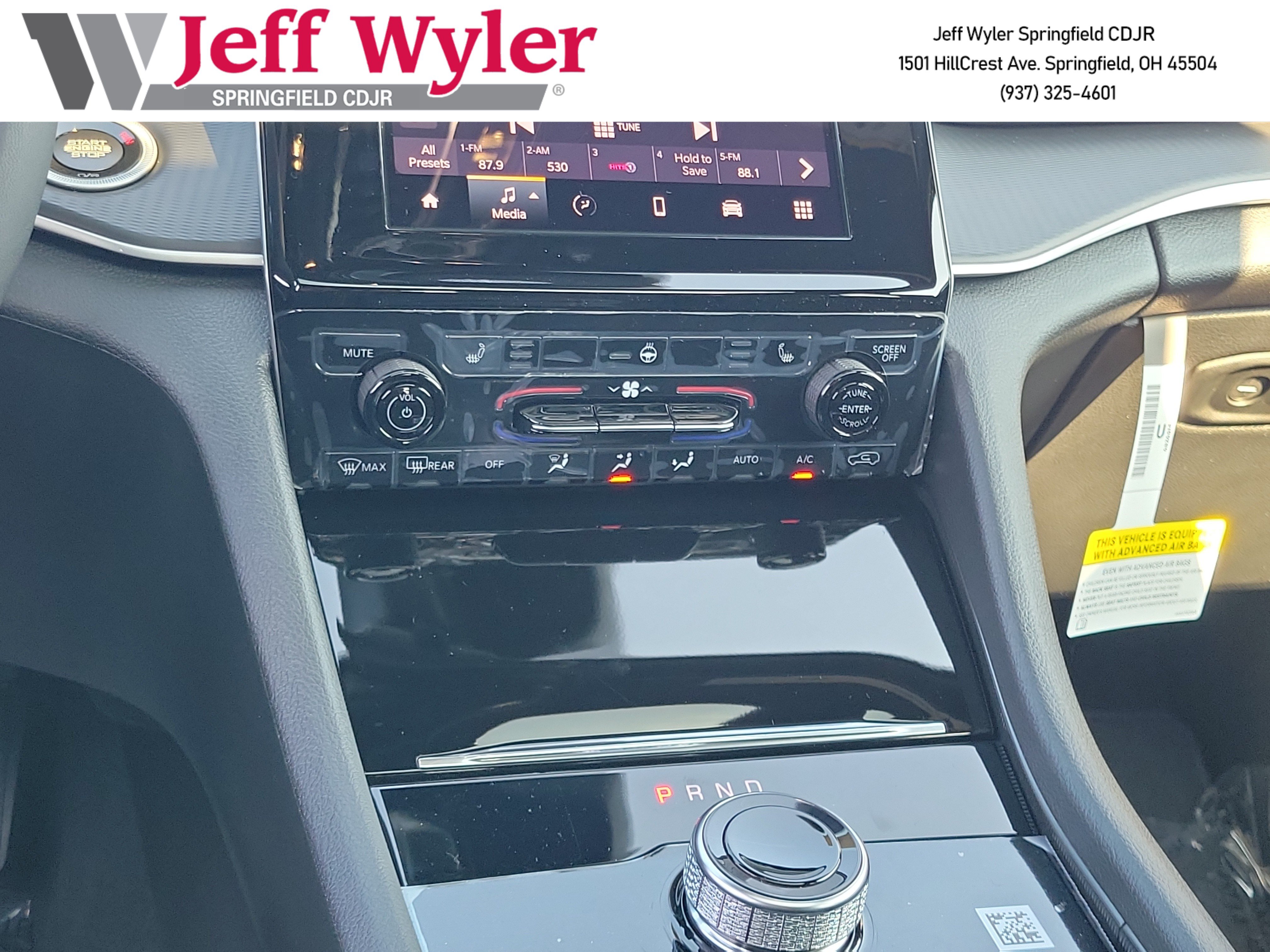 New 2026 Jeep Grand Cherokee Laredo X AWD/4WD image 12