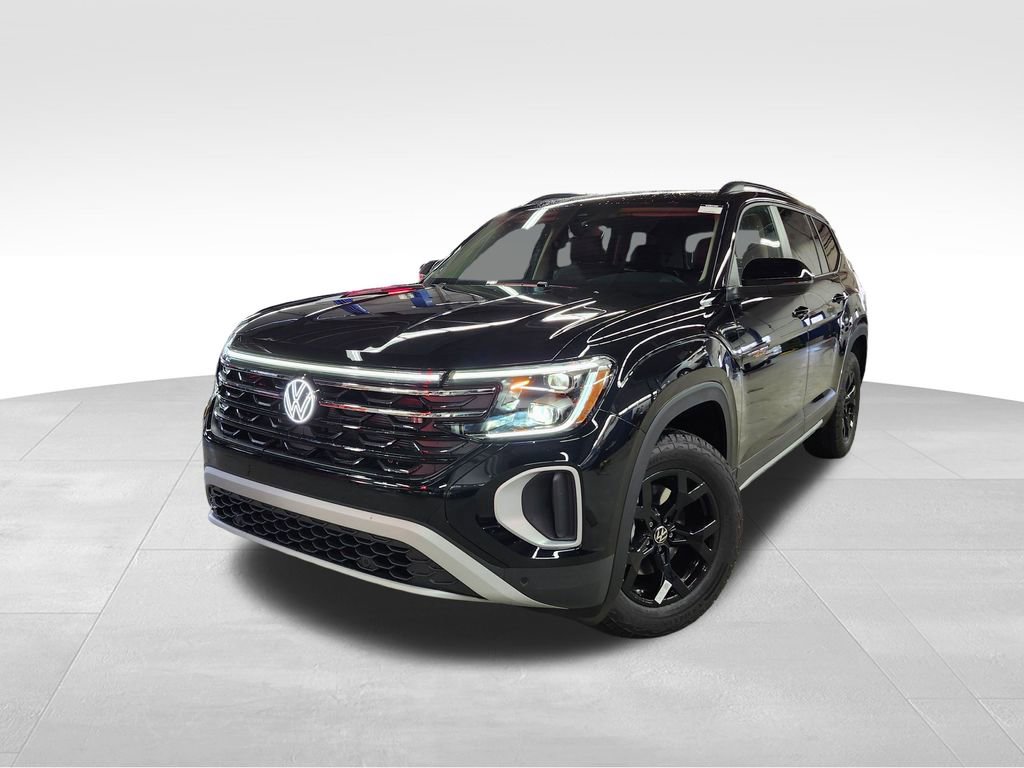 New 2026 Volkswagen Atlas Peak Edition image 3