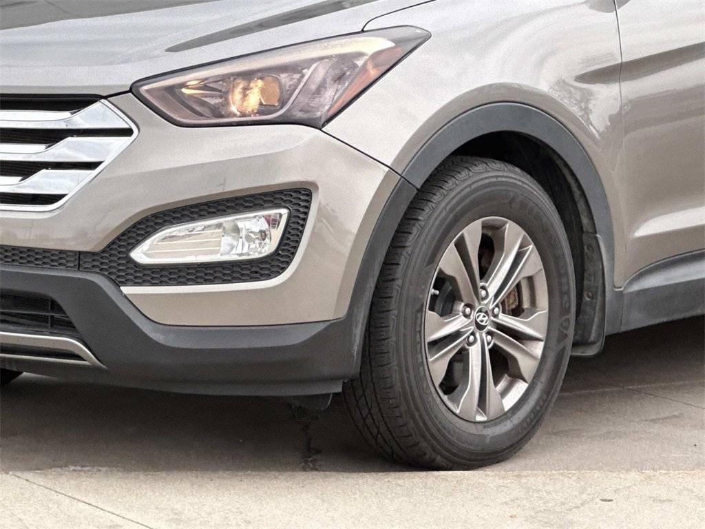 Used 2013 Hyundai Santa Fe Sport w/ Popular Equipment Pkg image 8
