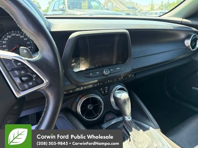 Used 2017 Chevrolet Camaro LT RWD image 21