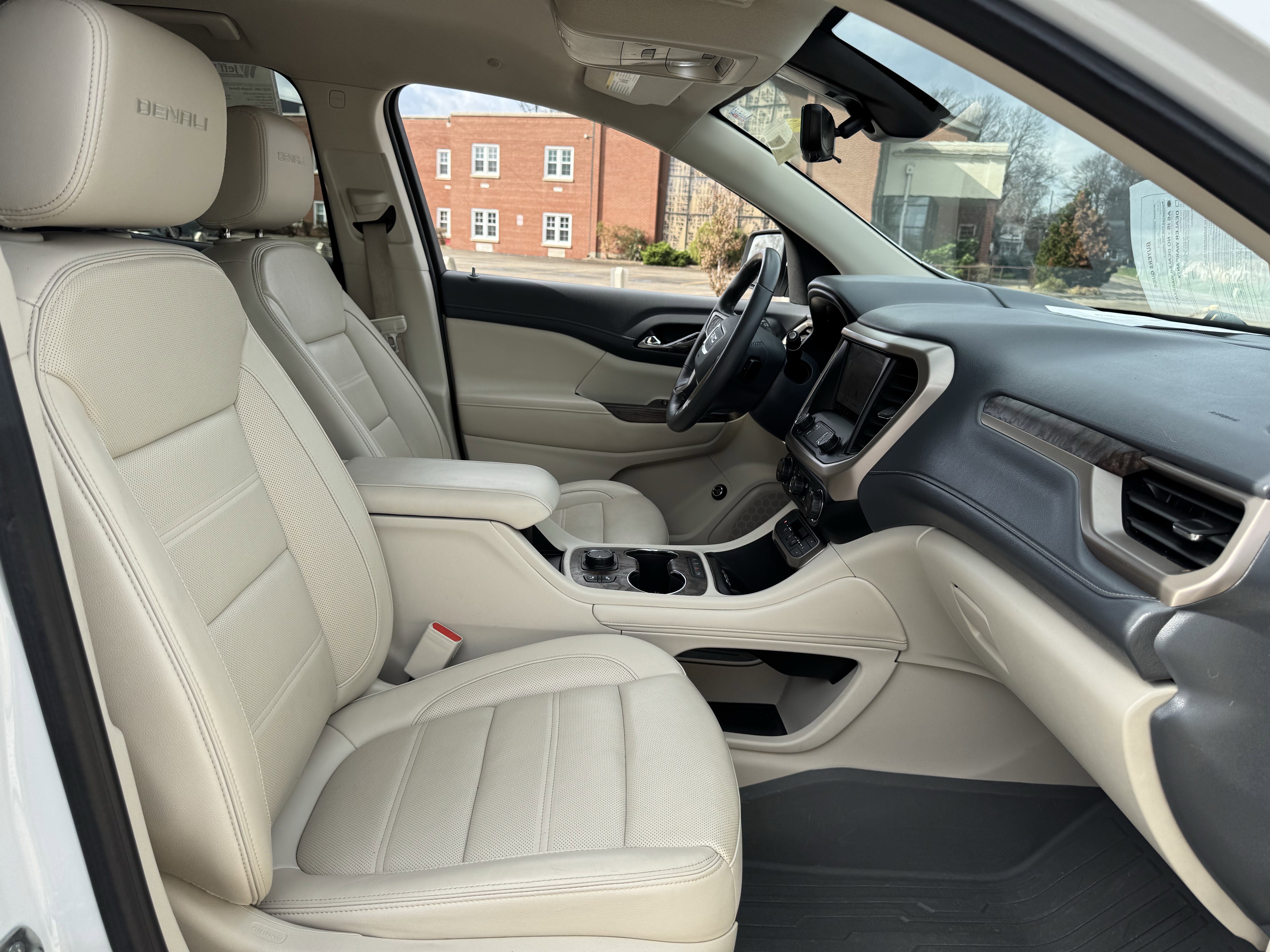 Used 2020 GMC Acadia Denali w/ Technology Package image 40