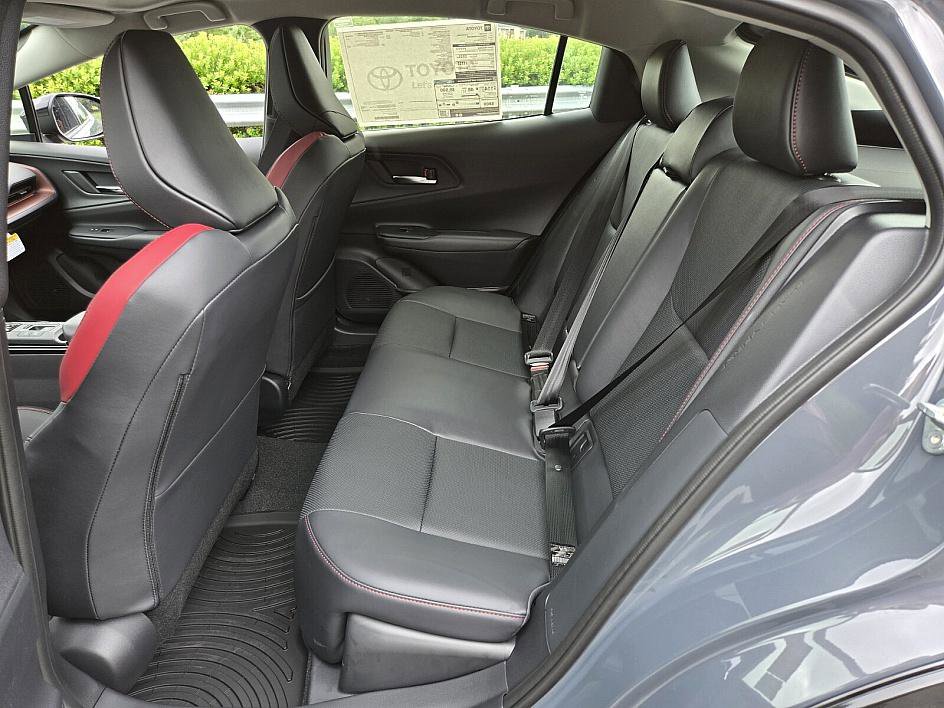 New 2025 Toyota Prius Plug-In Hybrid image 14