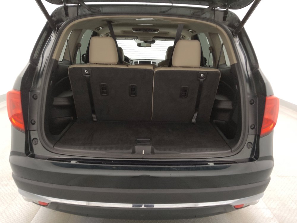 Used 2018 Honda Pilot Touring image 29