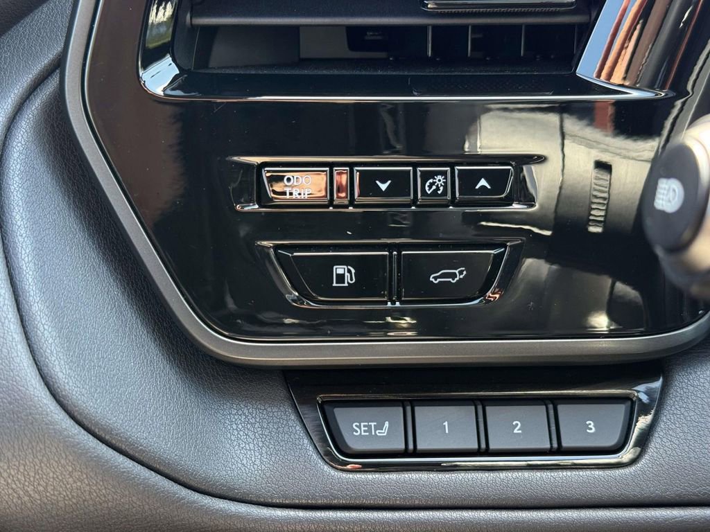 Used 2026 Lexus TX 350 AWD w/ Technology Package image 24