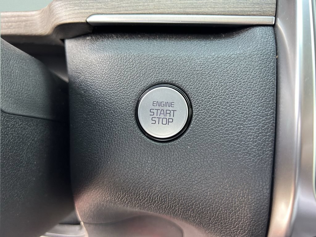 Used 2023 Kia Sorento EX w/ Panoramic Sunroof Package FWD image 36