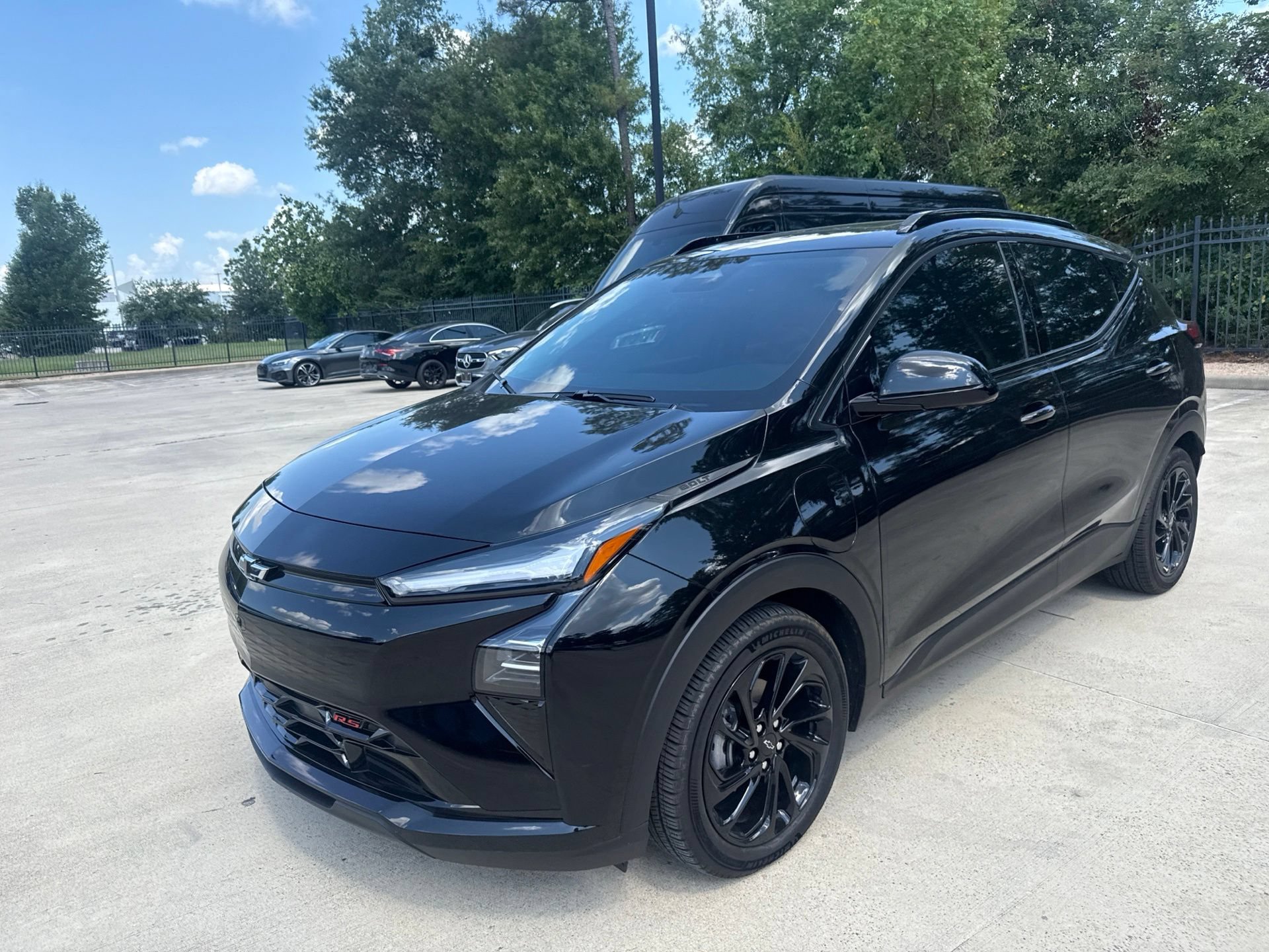 Used 2027 Chevrolet Bolt RS w/ Technology Package FWD image 8