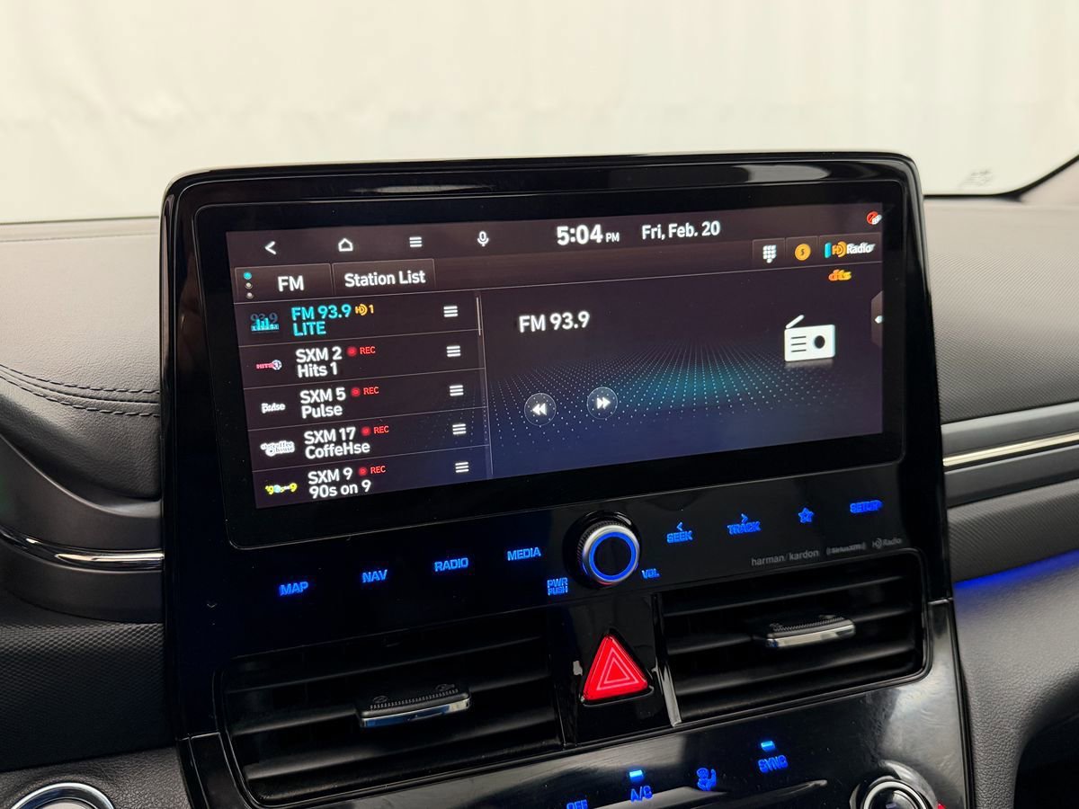 Used 2021 Hyundai Ioniq Limited FWD image 24