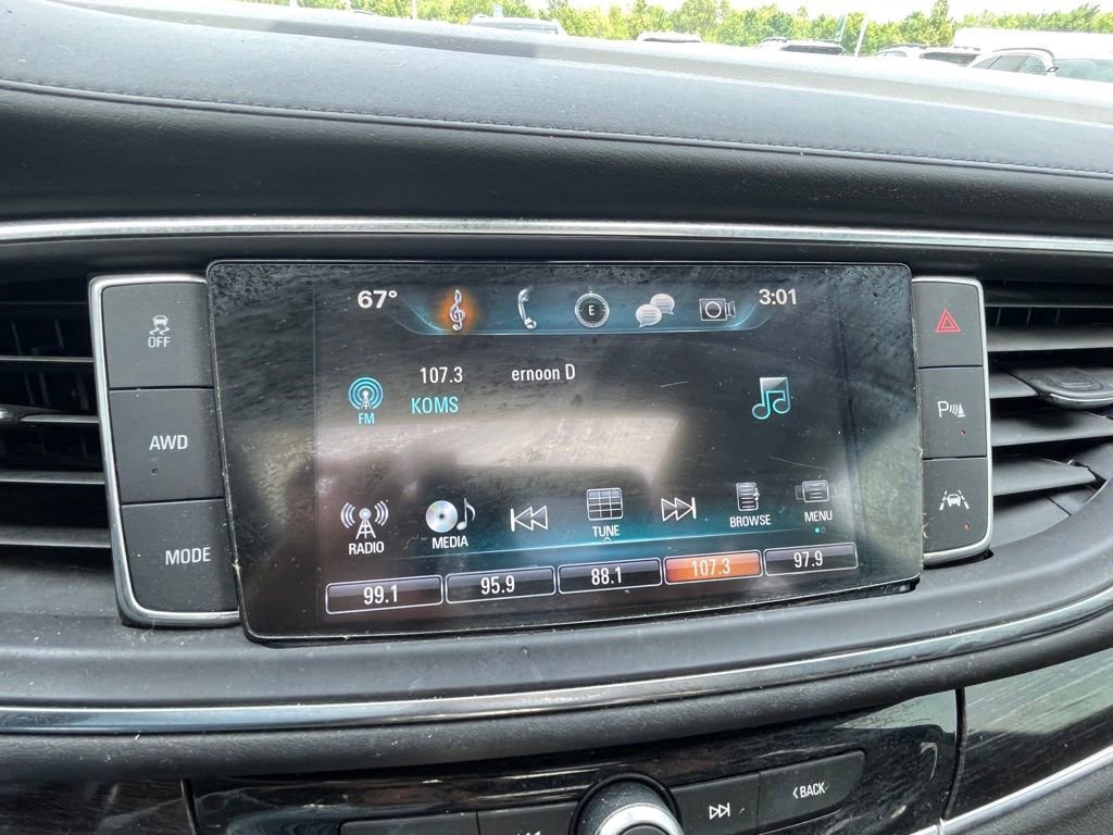 Used 2019 Buick Enclave Avenir w/ Avenir Technology Package AWD/4WD image 15