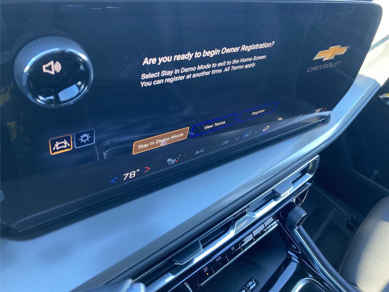 New 2026 Chevrolet Traverse LT w/ Sun and Wheel Package image 33