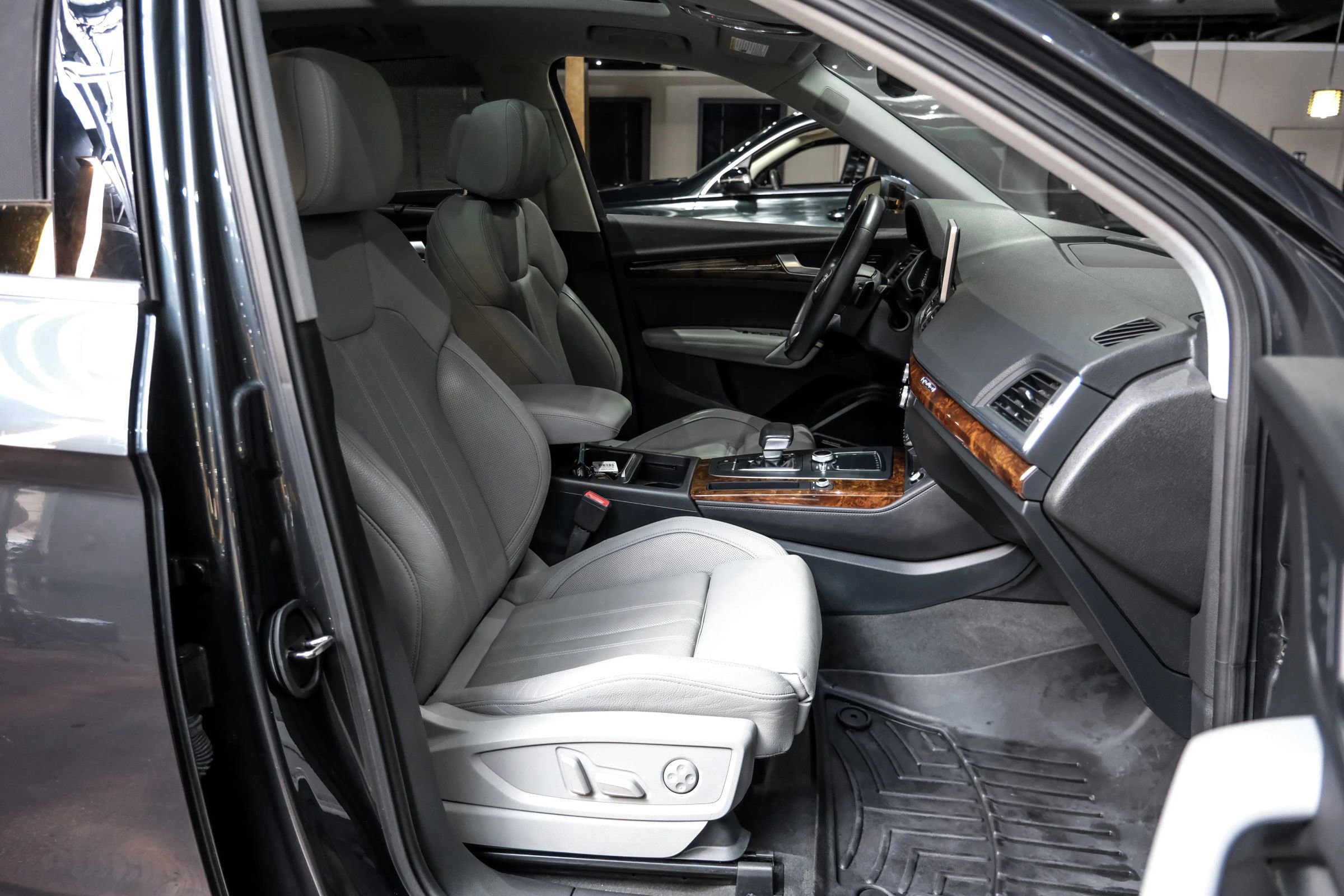 Used 2018 Audi Q5 Prestige image 40