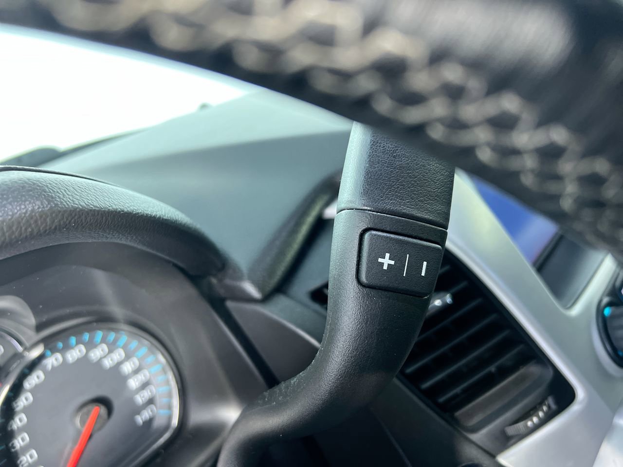 Used 2019 GMC Yukon SLT w/ Graphite Edition RWD image 22