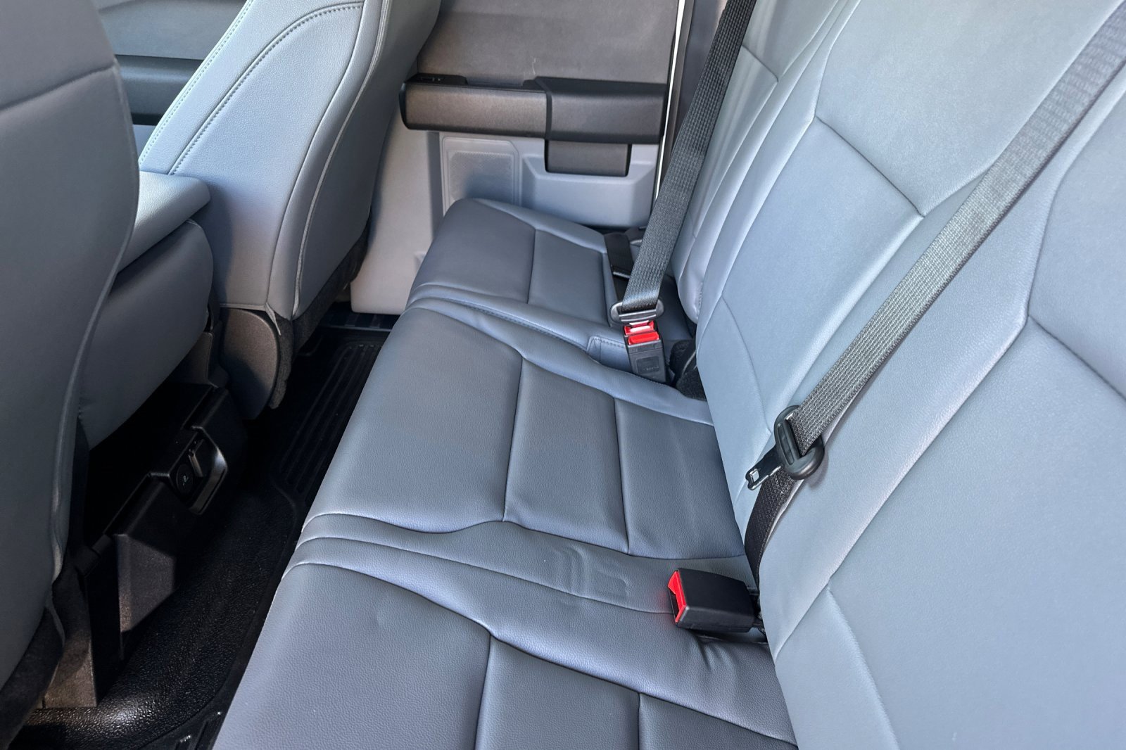 New 2025 Ford F350 XL w/ XL Chrome Package image 12