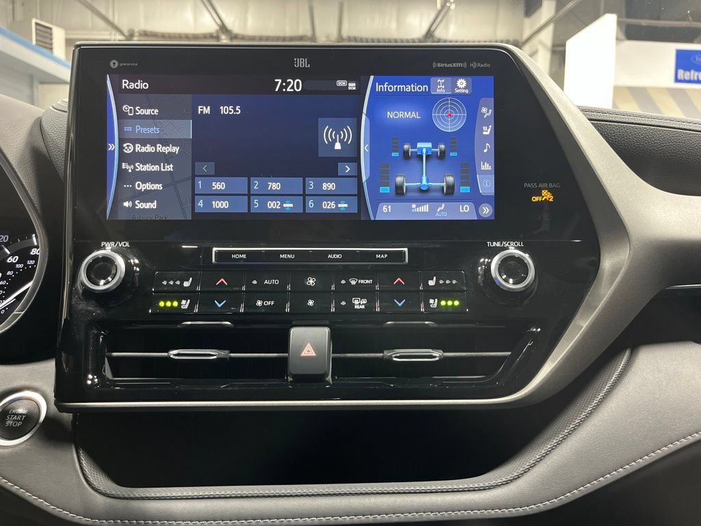 Used 2020 Toyota Highlander Limited AWD/4WD image 29