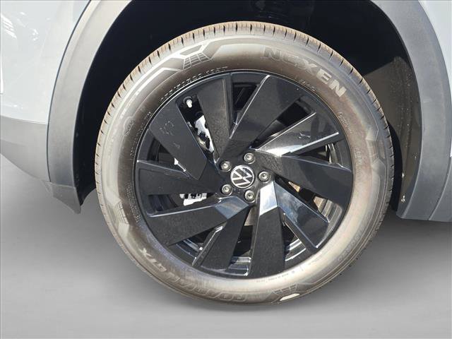 New 2026 Volkswagen Atlas SE image 10