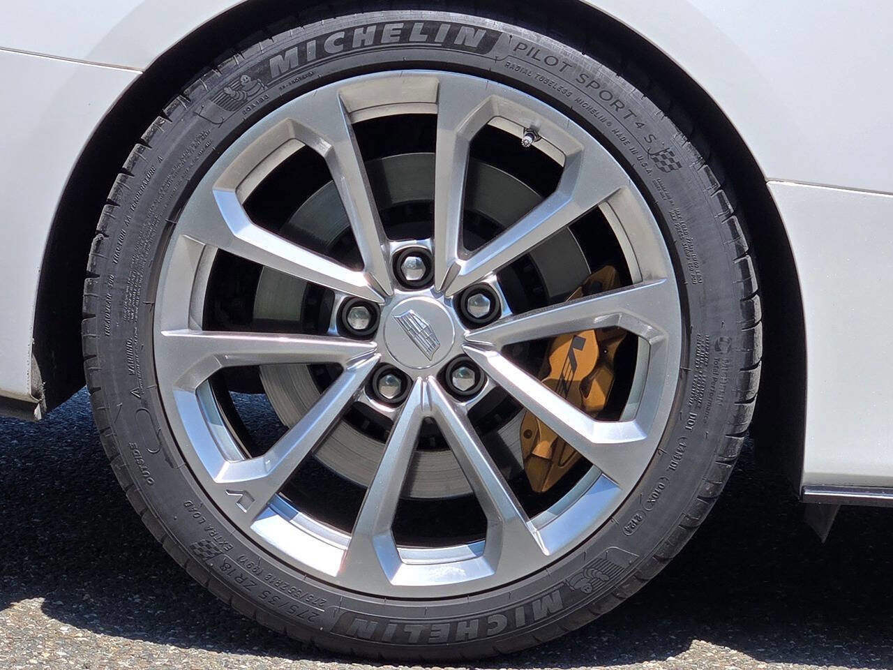 Used 2016 Cadillac ATS V Coupe w/ Carbon Fiber Package RWD image 26