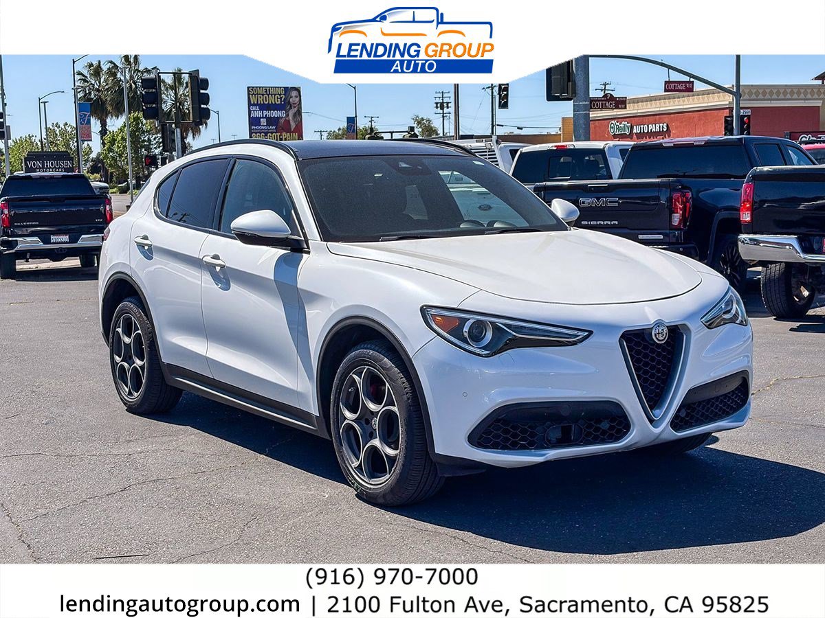 Used 2018 Alfa Romeo Stelvio Ti Sport AWD/4WD image 5