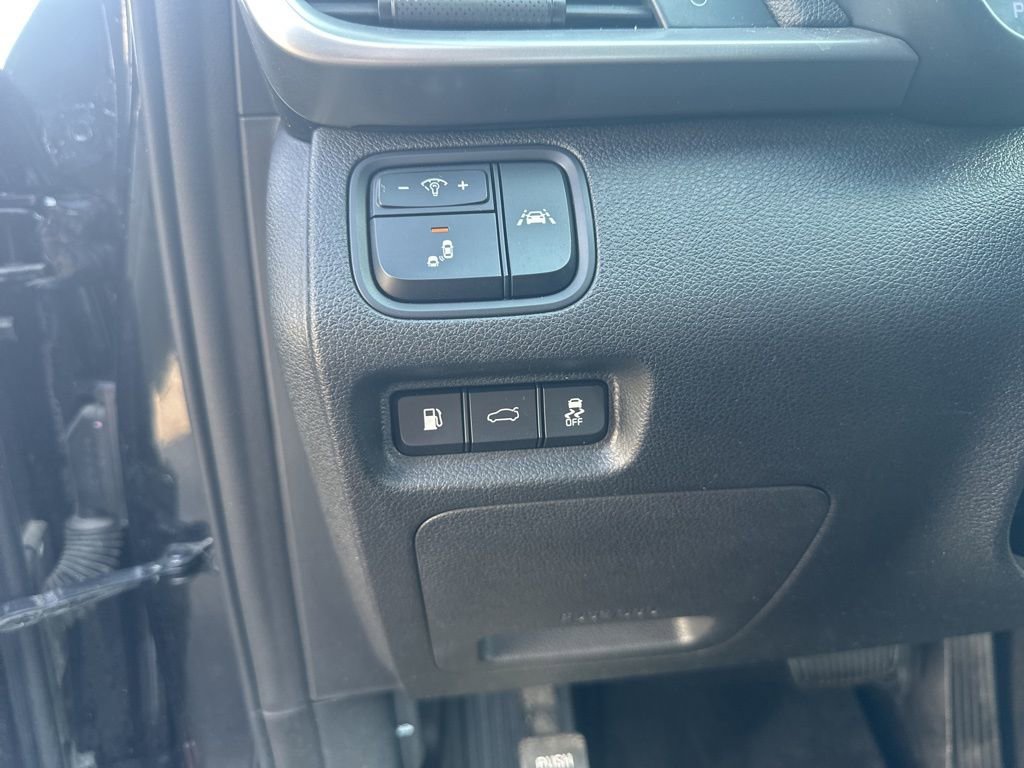 Used 2019 Kia Optima S w/ S Panoramic Sunroof Package image 11