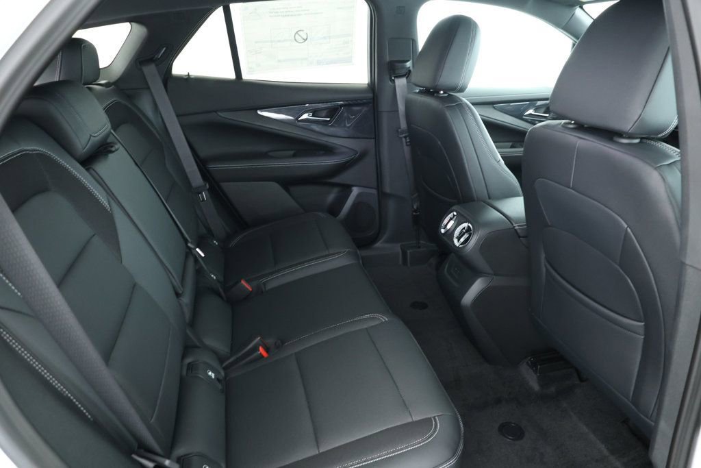 Used 2024 Chevrolet Blazer EV LT image 20